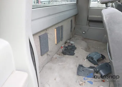 1998 Chevrolet Gmt-400 Fleetside из США, поврежденный, VIN 2GCEK19R9W1220970